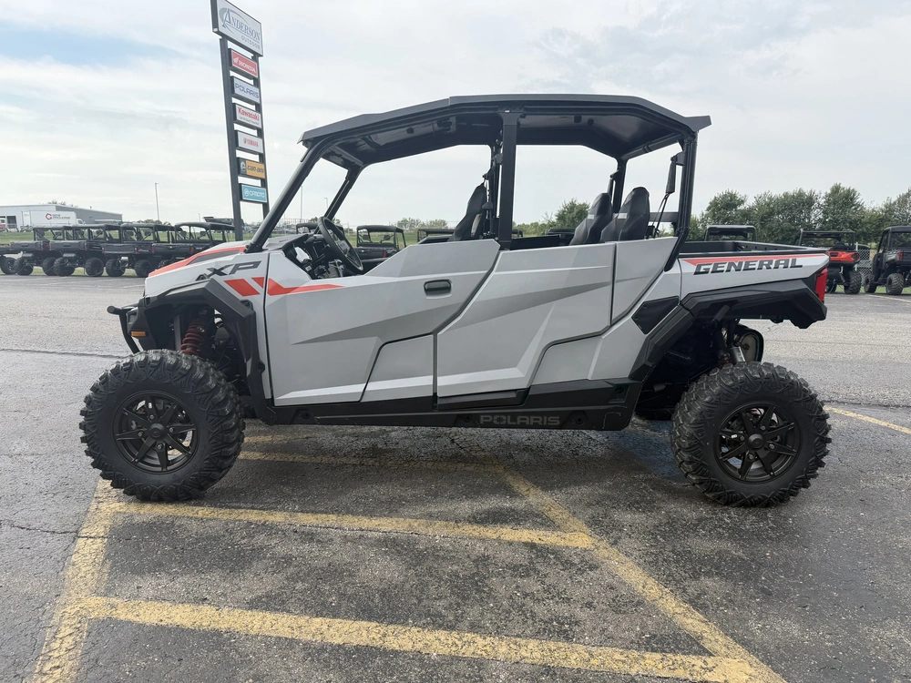2027 Polaris General Xp 4 Sport