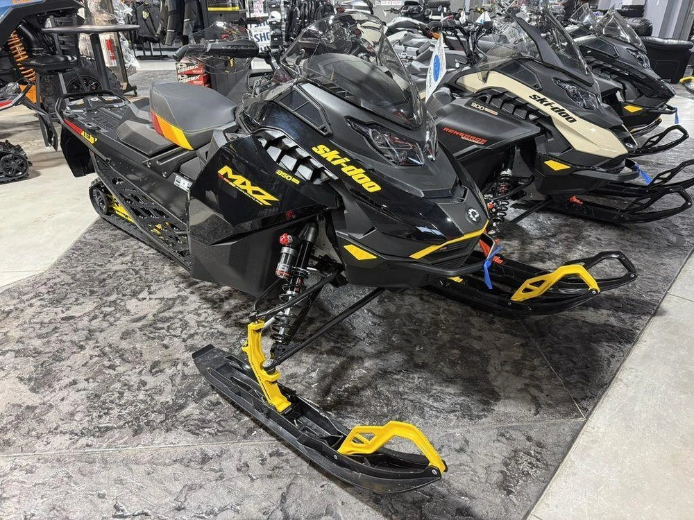 2027 Ski-doo Mxz Adrenaline With Blizzard Package 850 E-tec® 137 Ice R Xt 1.25 S_lev_7.6