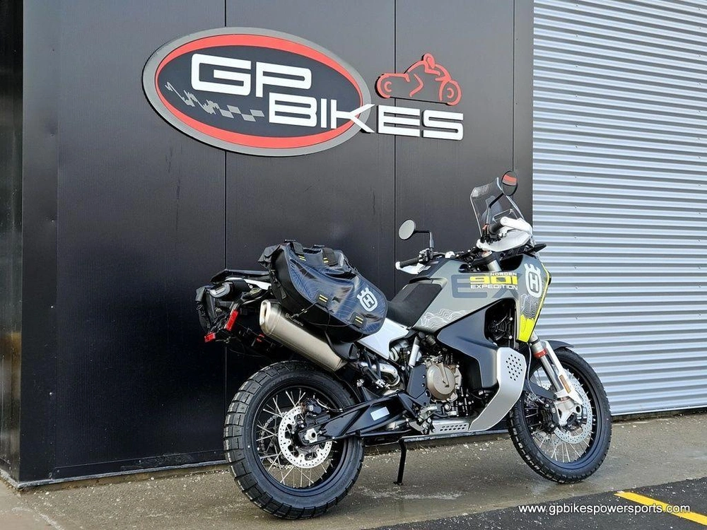 2025 Husqvarna Norden 901 Expedition