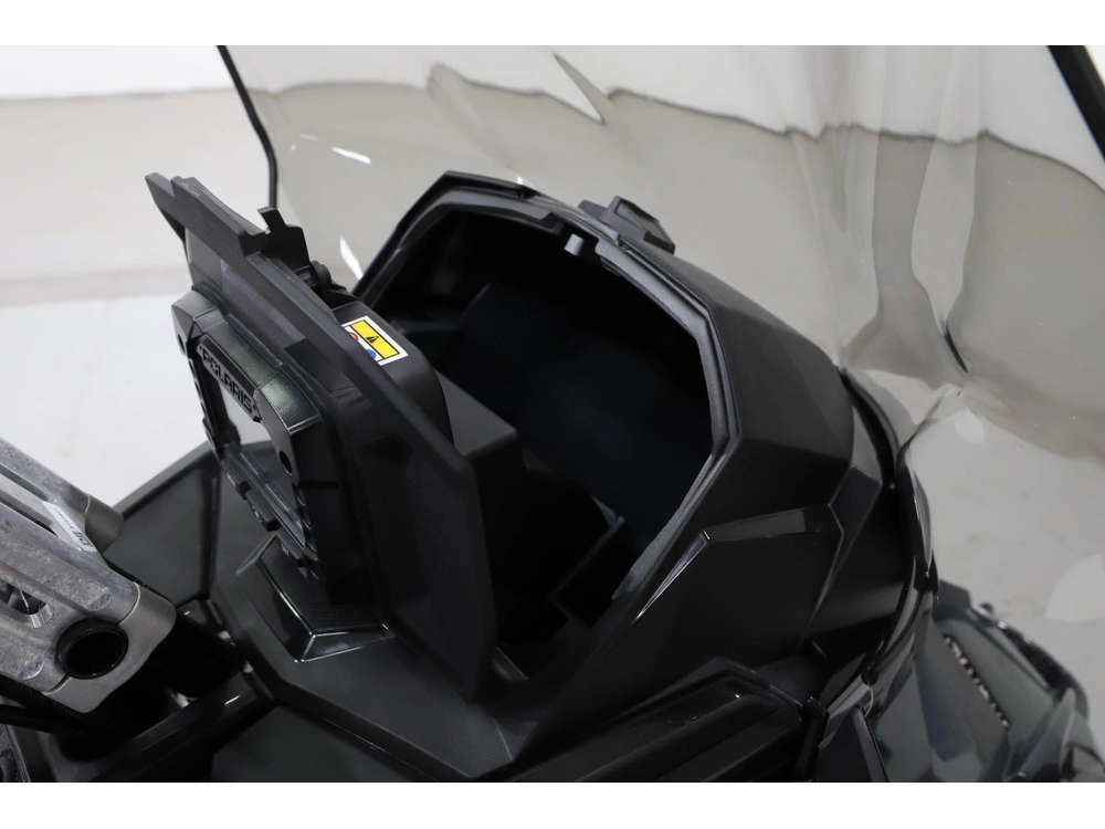 2026 Polaris 650 Voyageur Sp 155 - Easy Financing alt