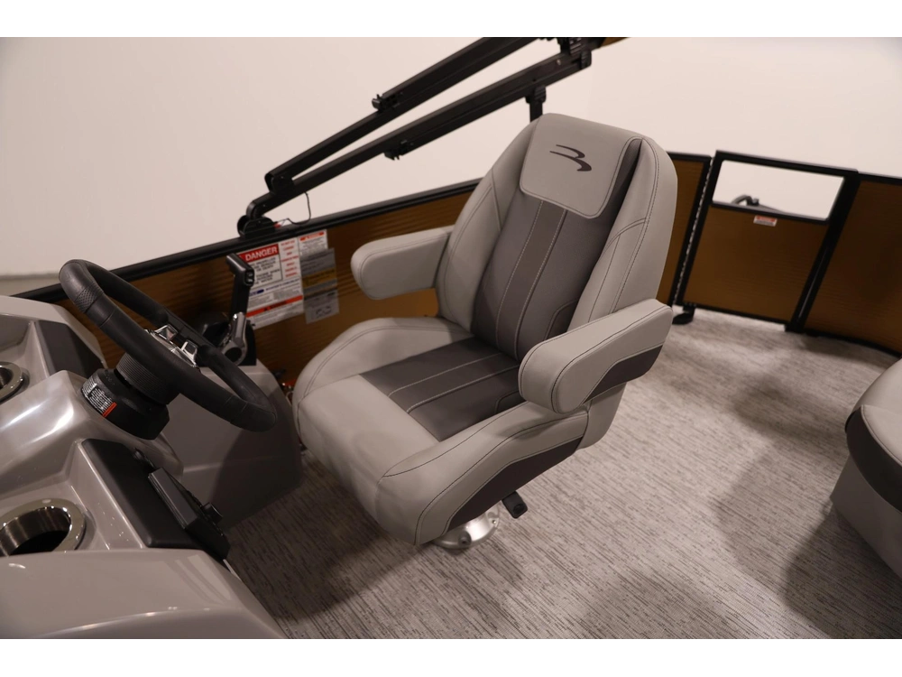 2025 Other 22 Sxlse Cruise Pontoon W/ 90hp Yamaha alt