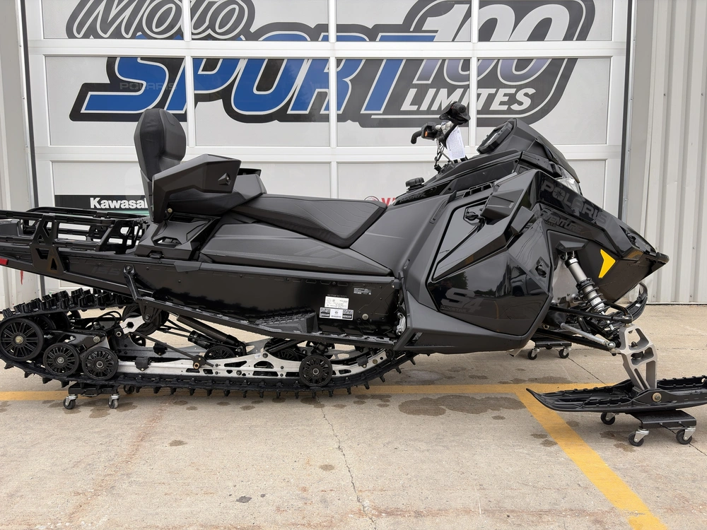 Polaris Prostar S4 Voyageur Adventure Ultimate 2027