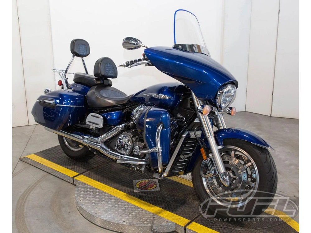 2013 Yamaha V Star® 1300 Deluxe alt