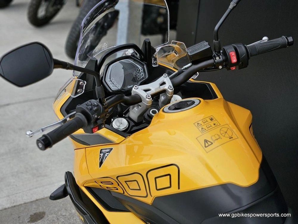 2026 Triumph Tiger Sport 800 Cosmic Yellow/sapphire Black