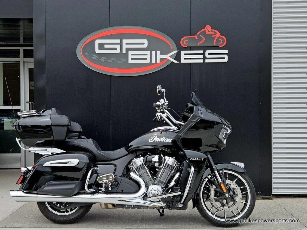 2022 Indian Motorcycle Pursuit Limited With Premium Package Black Metallic