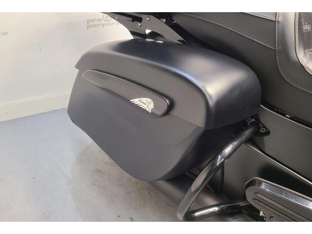 2023 Indian Motorcycle Roadmaster Dark Hors alt