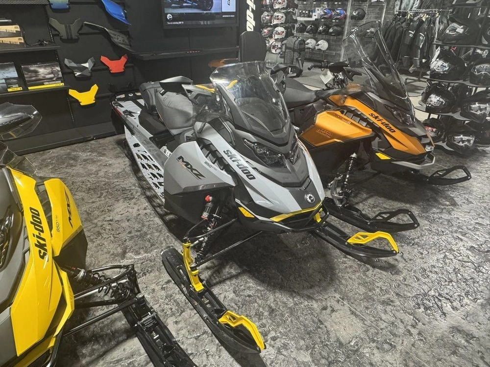 2025 Ski-doo Mxz® Adrenaline® With Blizzard® Package 850 E-tec 137 Ice R. Xt 1.25