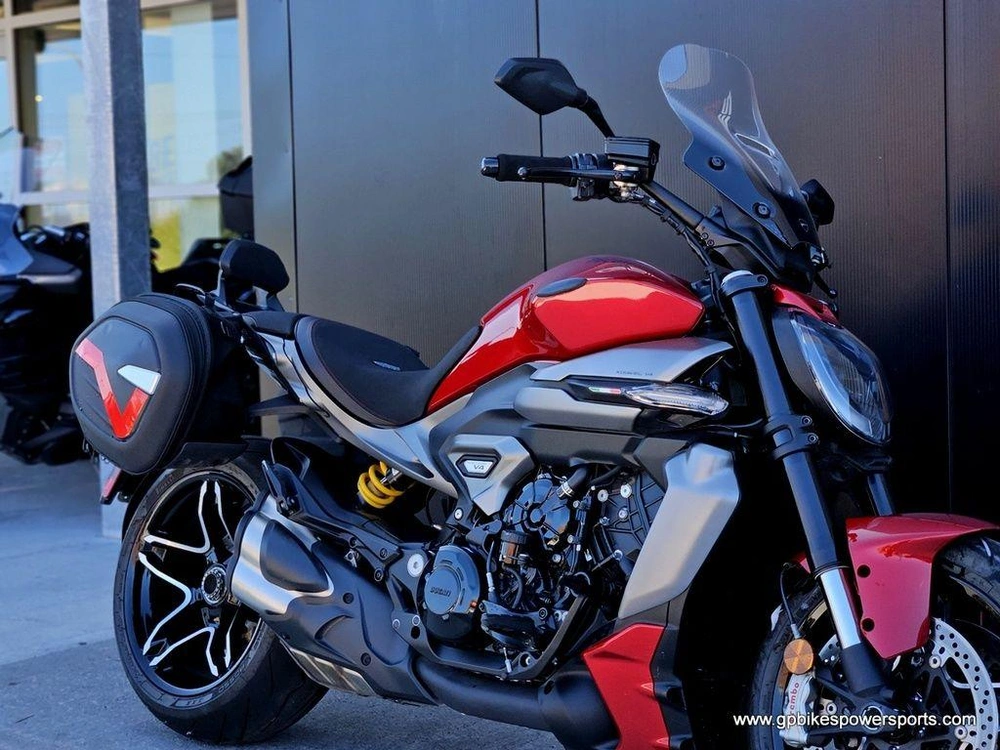 2026 Ducati Xdiavel V4 Burning Red