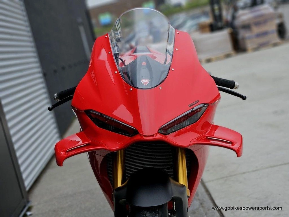 2025 Ducati Panigale V4 S Ducati Red