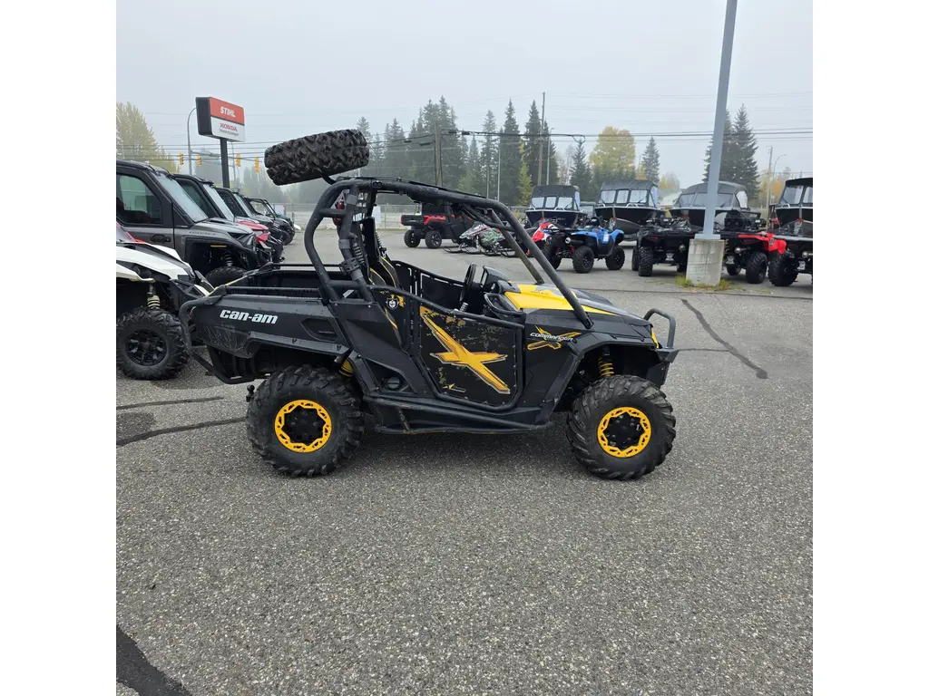 2012 Can-Am DEFFENDER XT