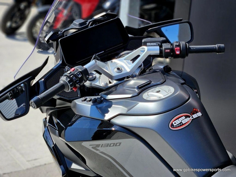 2026 Bmw R 1300 Rt Triple Black Demo