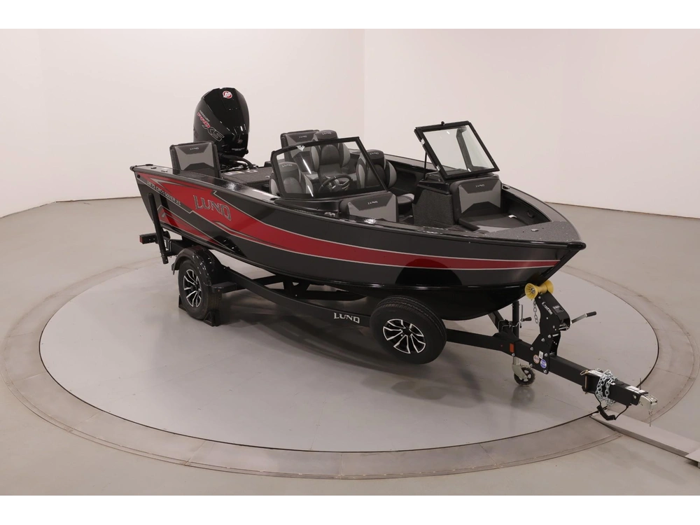 2026 Lund Boat Co 1875 Crossover Xs alt