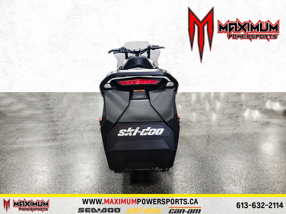 Ski-doo Renegade Adrenaline 900 Ace Turbo Ripsaw 1.25 E.s. 2026