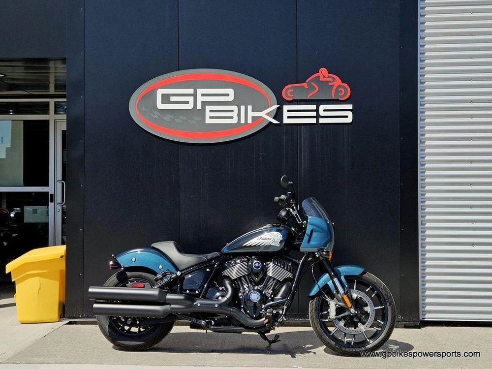 2025 Indian Motorcycle Sport Chief Cascade Green Metallic