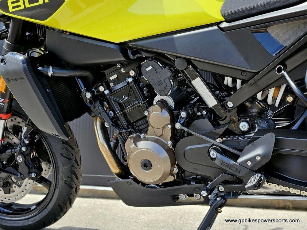 2025 Husqvarna Vitpilen 801