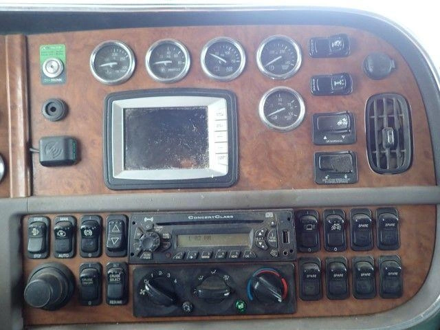 Peterbilt 367 2011
