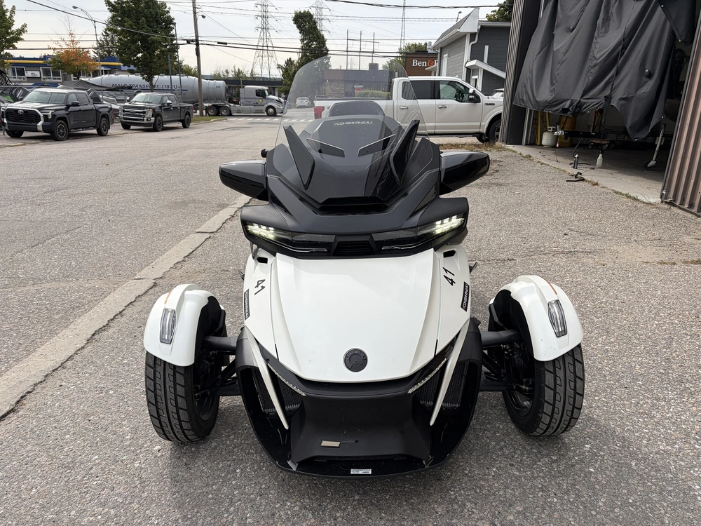 Can-am Spyder Rt Ltd Sea-to-sky 2026 alt