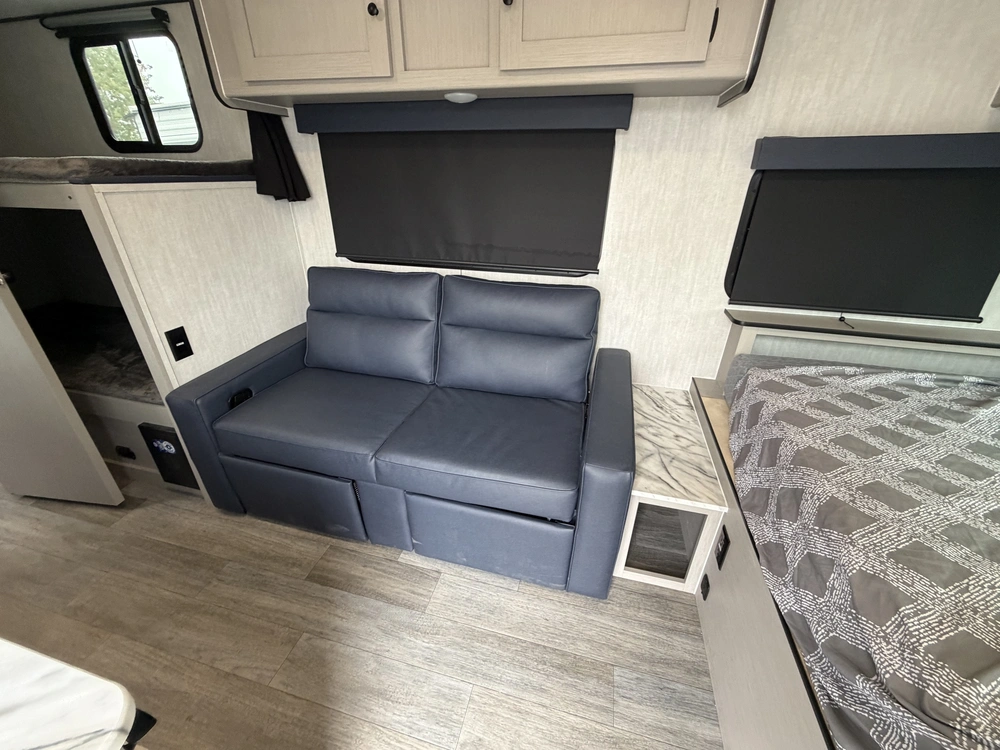 Coachmen Apex Nano 184bh 2026