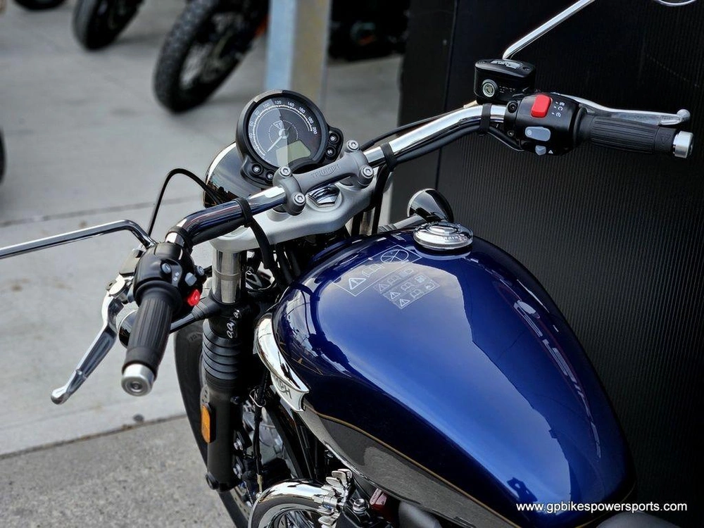 2025 Triumph Bonneville Speedmaster