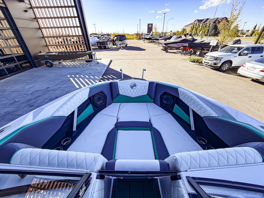 2027 Tige Boats Z3 alt