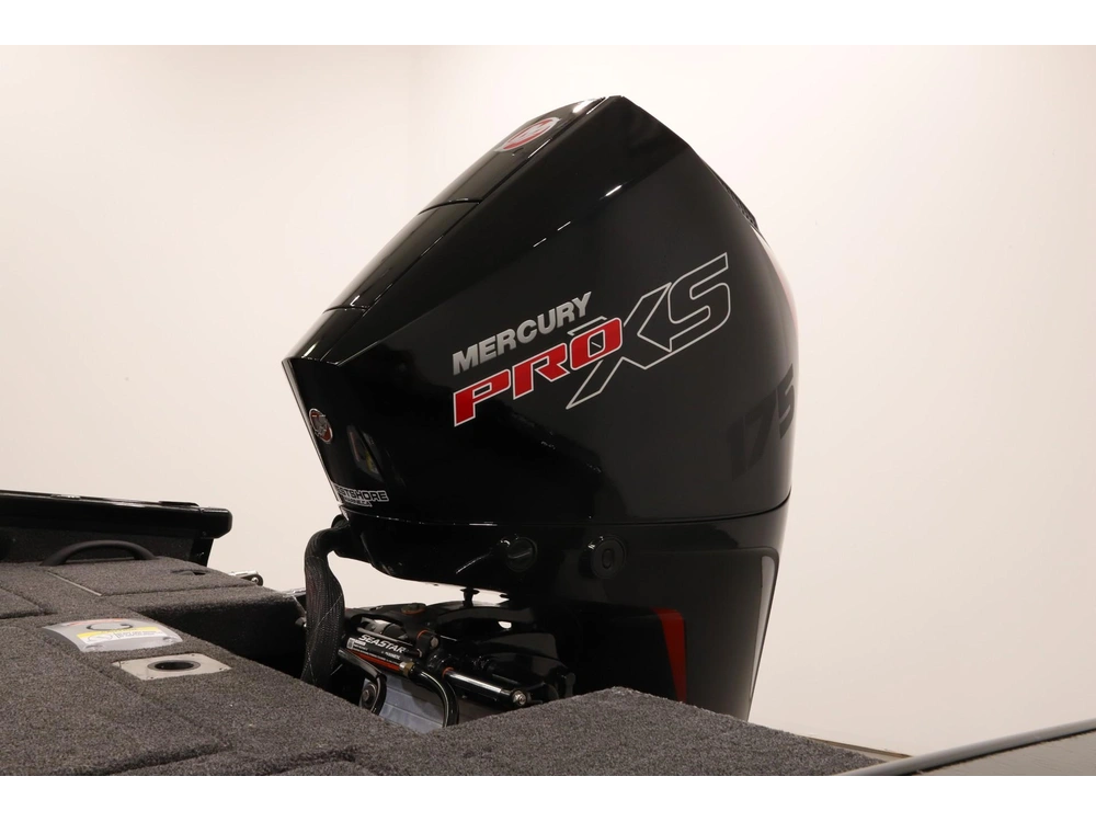 2026 Lund Boat Co 1875 Crossover Xs alt