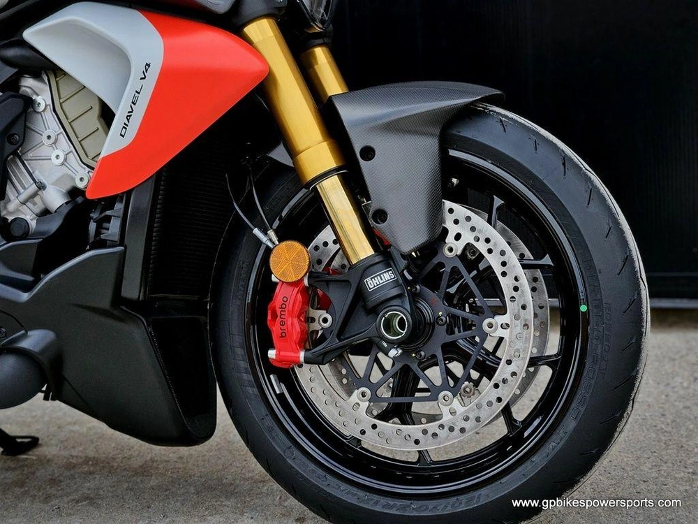 2026 Ducati Diavel V4 Rs Livery