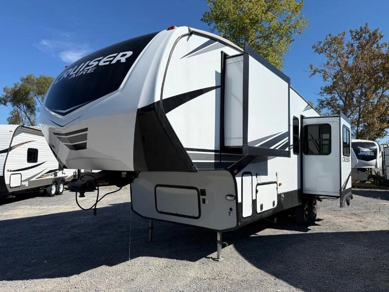 2022 Crossroads Cruiser 29rk