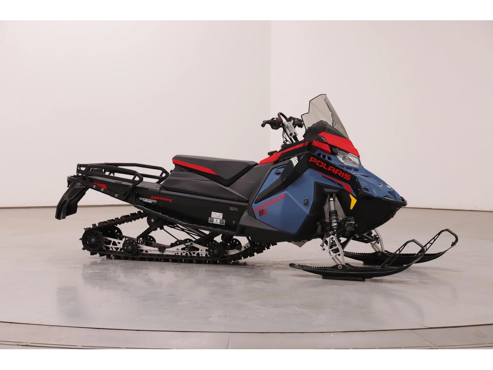 2024 Polaris Prostar S4 Voyageur 146 - 624 Miles! alt