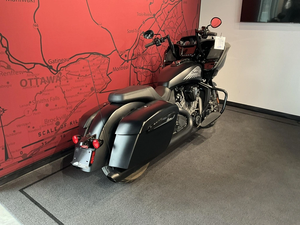 2023 Indian Motorcycle Challenger Dark Horse