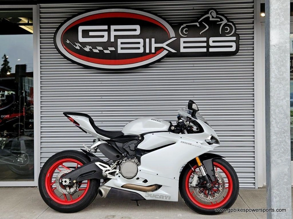 2017 Ducati 959 Panigale Arctic White Silk