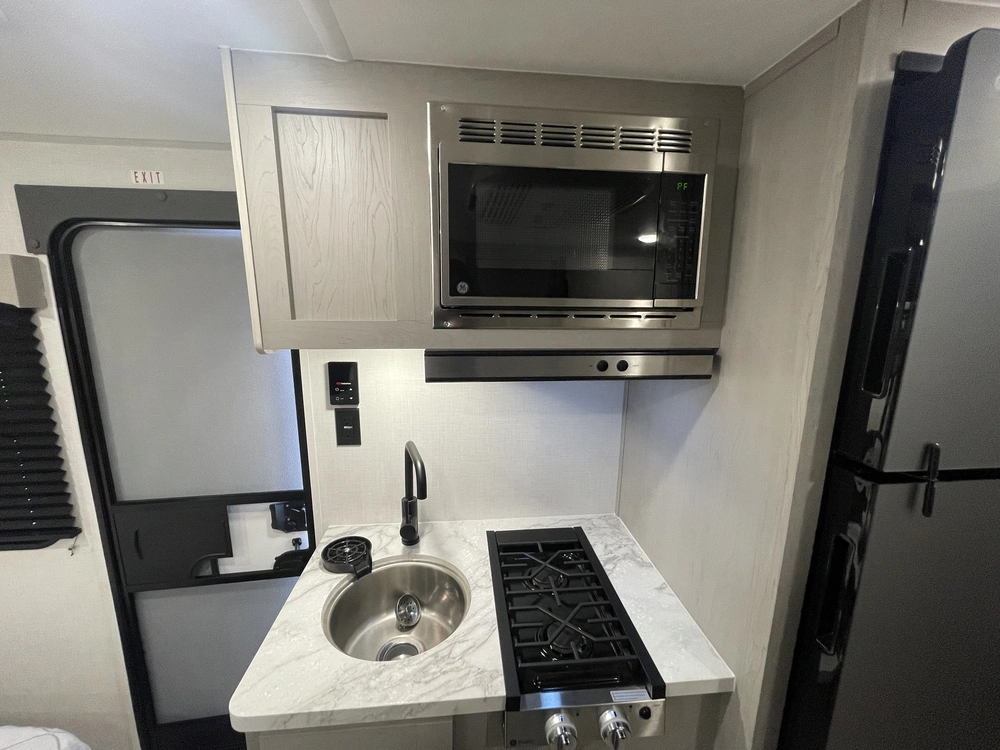 2026 Coachmen Clipper 17fq