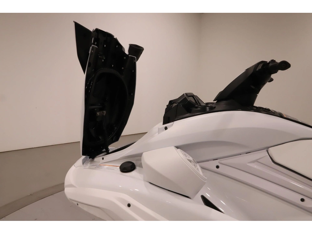 2025 Yamaha Fx Cruiser Svho Waverunner alt
