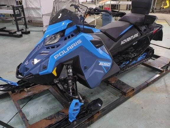 2024 Polaris 650 Indy Adventure 137 alt