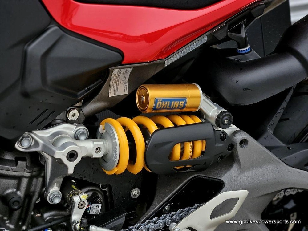 2026 Ducati Panigale V2 S Red