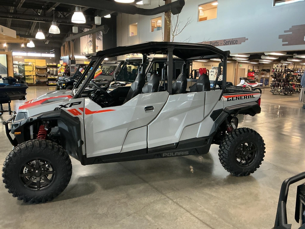 2027 Polaris General Xp 4 1000 Sport alt