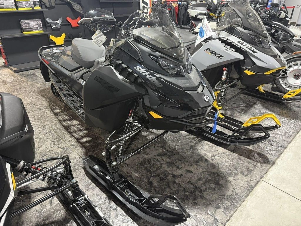 2027 Ski-doo Mxz Adrenaline 850 E-tec® 129 Es Ripsaw 1.25 S_lev_4.5"_blk
