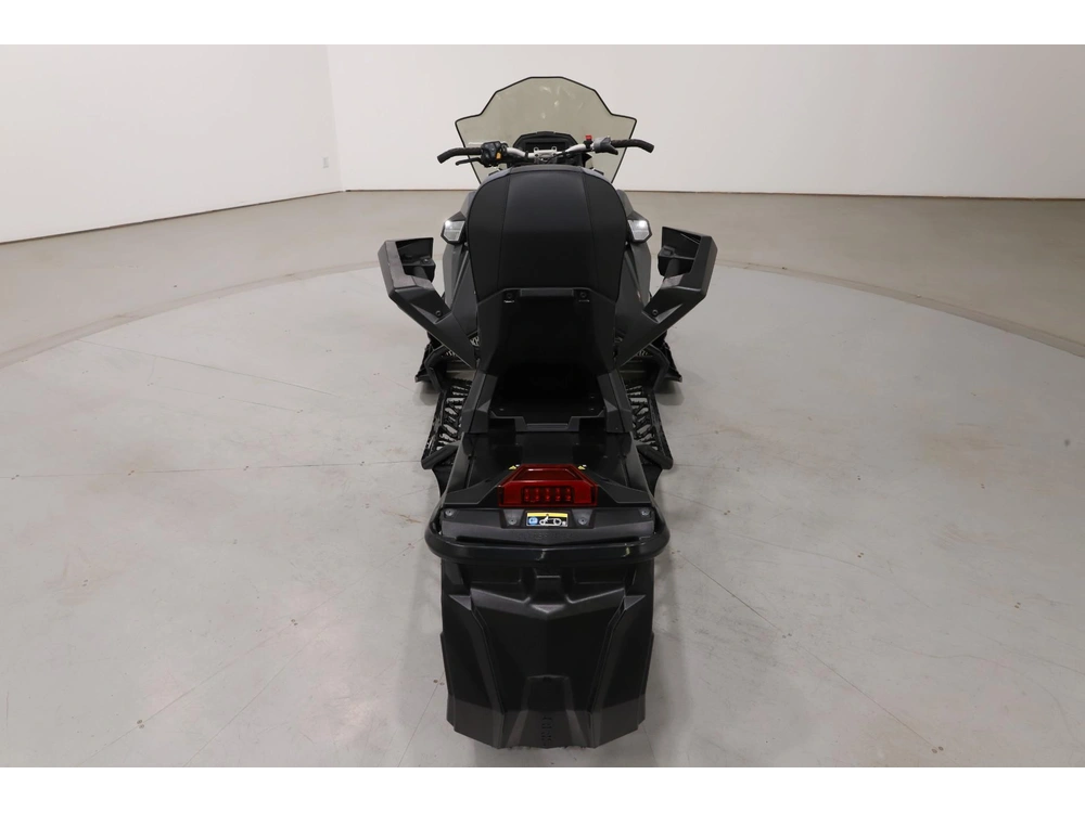 2024 Polaris 650 Indy Adventure 137 alt