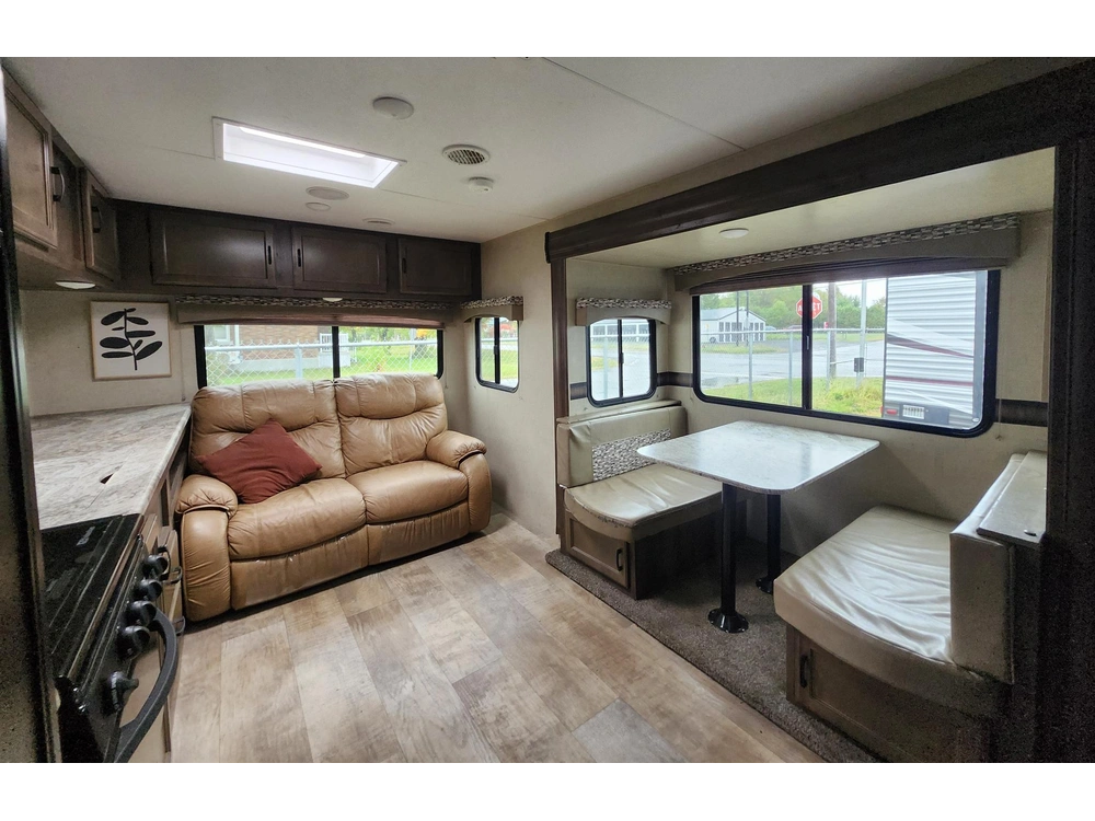 2017 Kz Connect 241 Rlk
