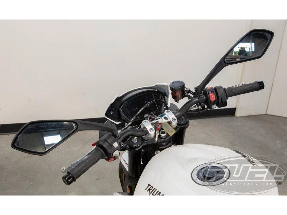 2018 Triumph Street Triple R - Low Crystal White Metallic alt