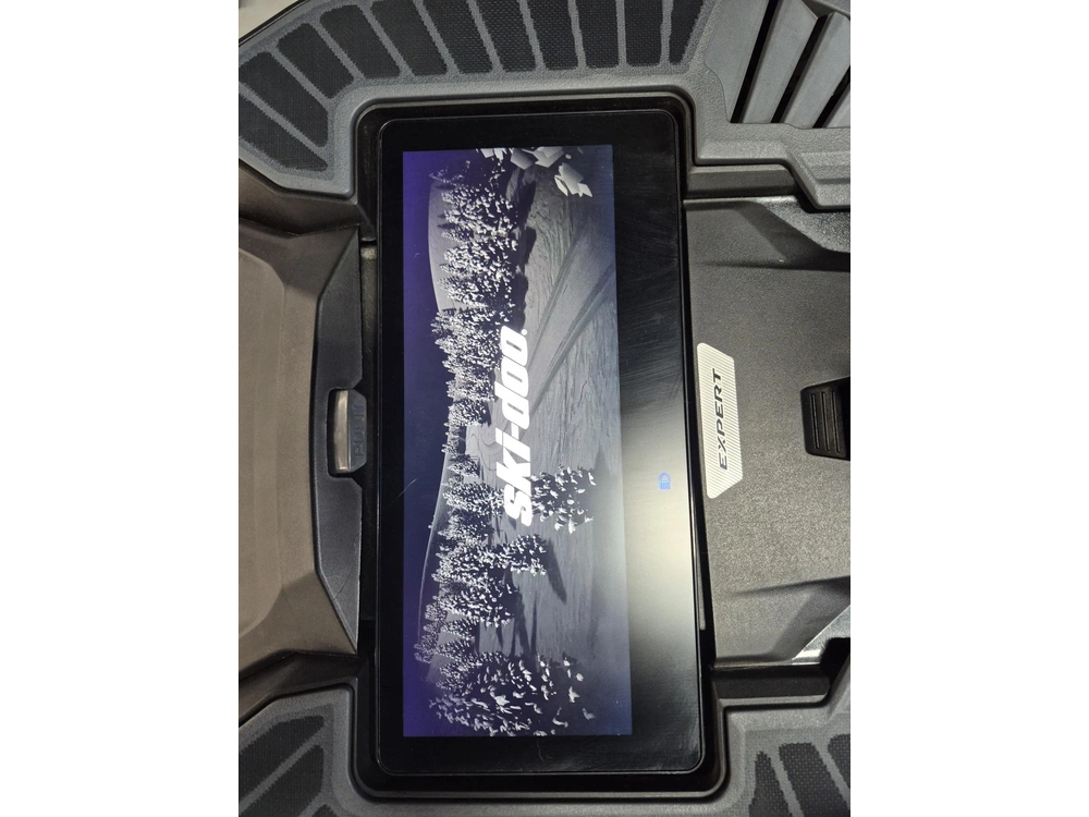 2025 Ski-doo Summit Expert 154 Turbo With 10.25 Screen