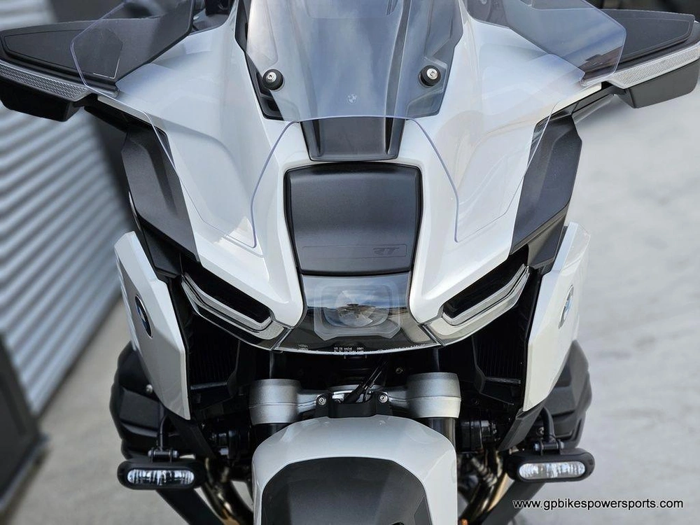 2026 Bmw R 1300 Rt Alpine White 3