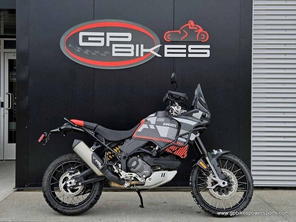 2023 Ducati Desertx Rr22