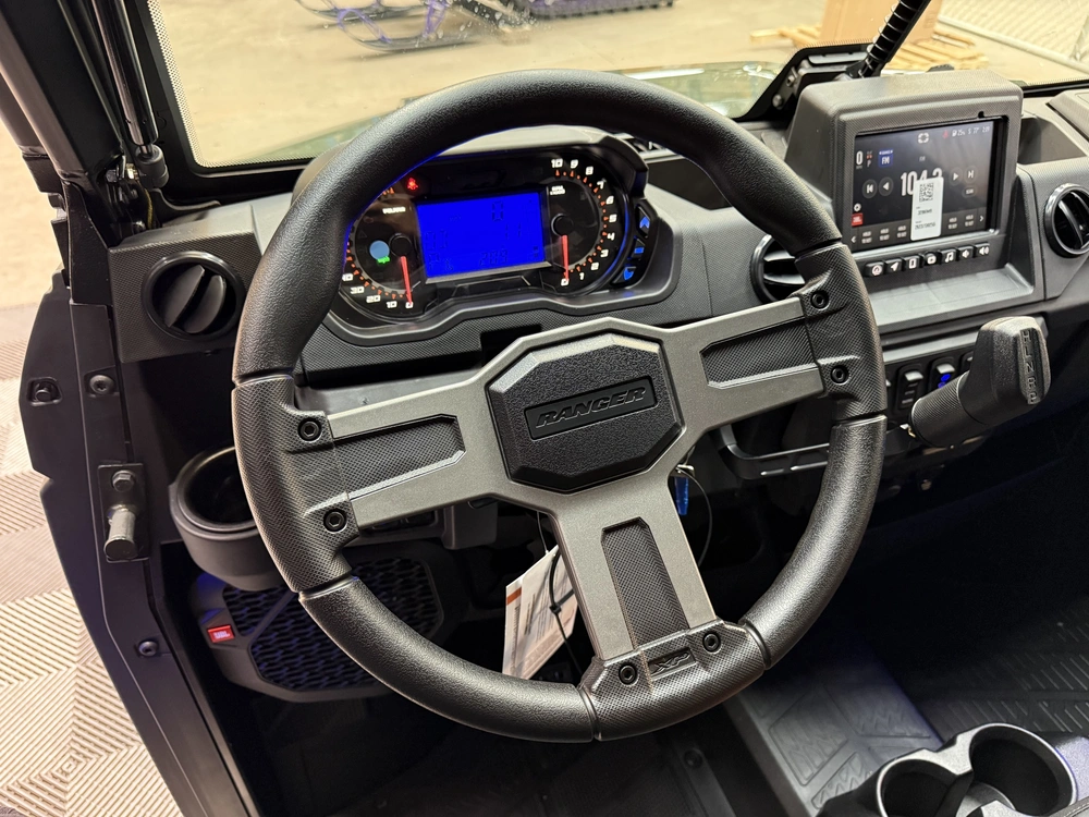 2027 Polaris Ranger Crew Xp 1000 North Star Ult alt
