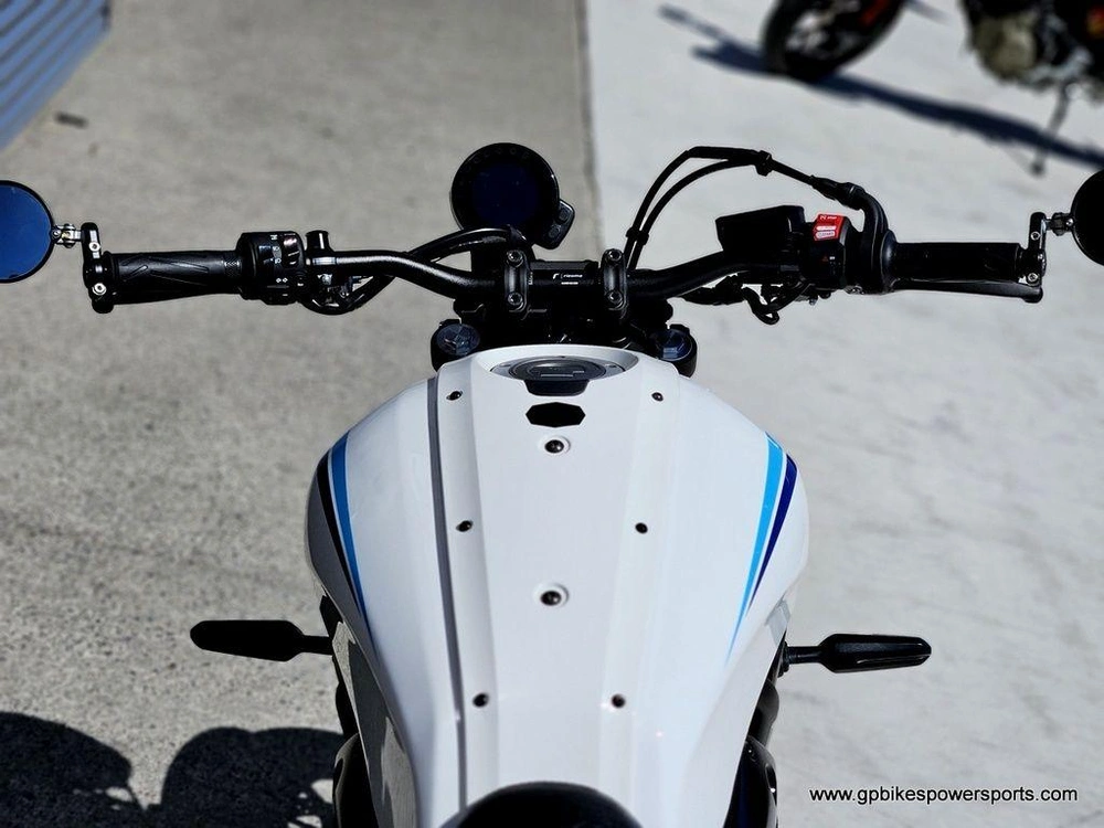 2022 Yamaha Xsr700