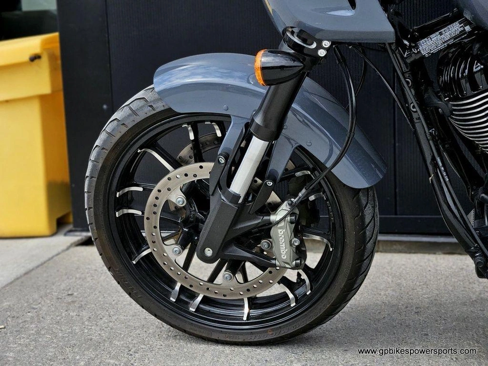 2023 Indian Motorcycle Sport Chief Stealth Gray