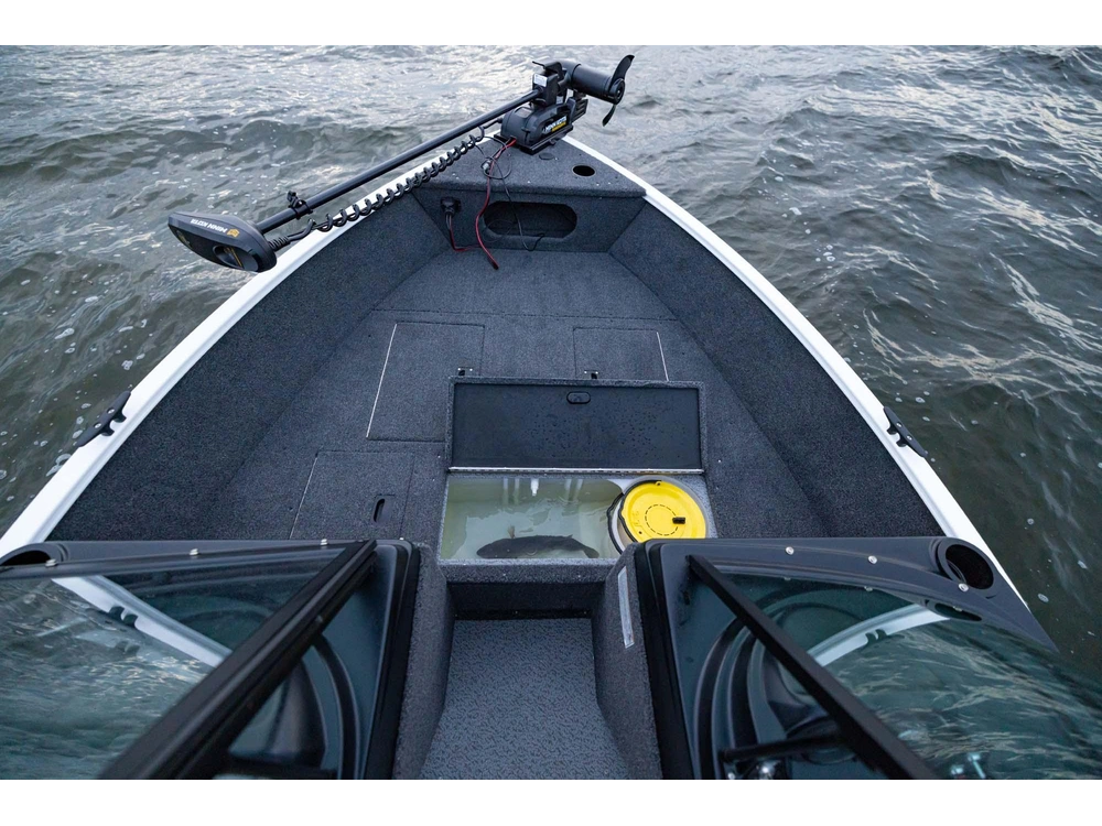 2027 Crestliner 1650 Kodiak Wt alt