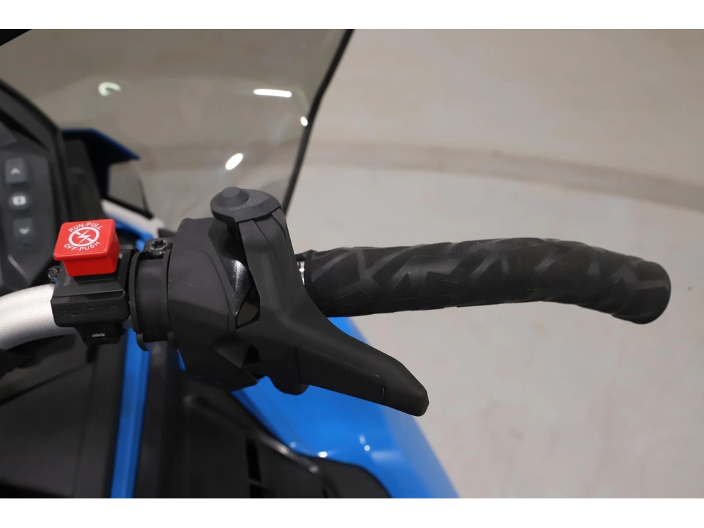 2027 Polaris Prostar Titan Adventure Ultimate 1.8 alt
