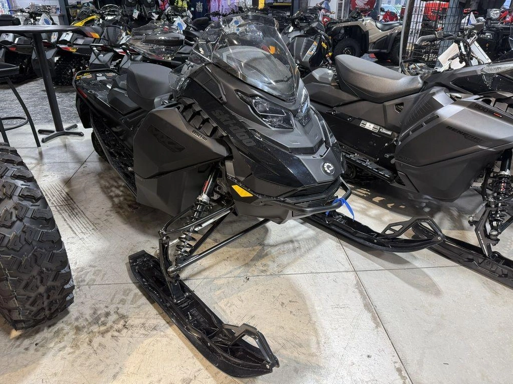 2027 Ski-doo Mxz Adrenaline 850 E-tec® 137 Es Ripsaw 1.25 S_lev_4.5"_blk