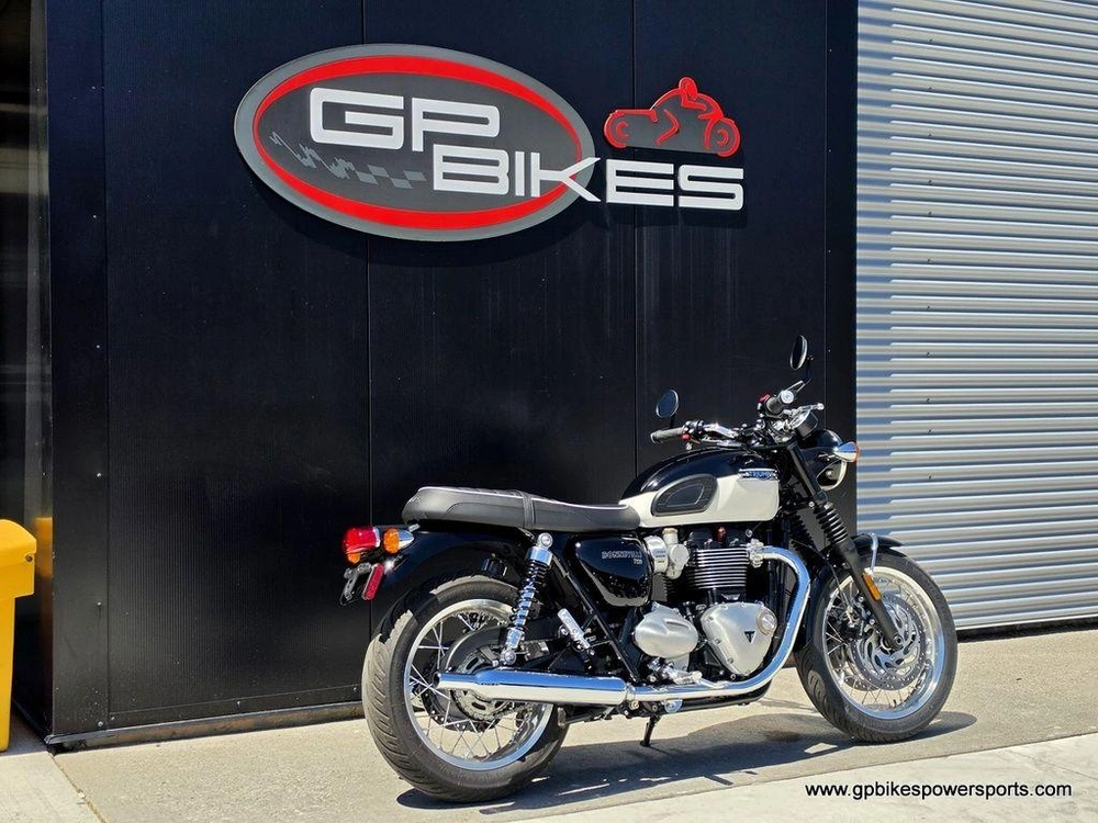 2024 Triumph Bonneville T120 Jet Black/fusion White