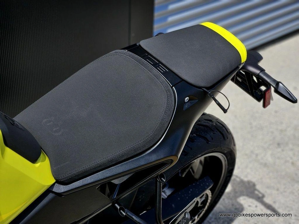 2025 Husqvarna Vitpilen 801